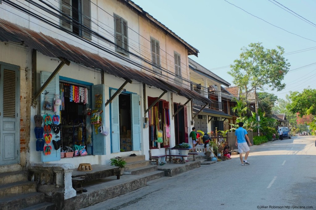 Shops on Kounxoau Road