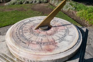 The Kirk Sundial, Napier http://jillscene.com